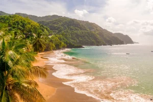 Read more about the article Climate in the Dominican Republic: seasons and tips for traveling